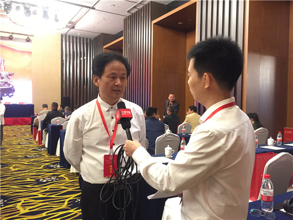 傳承非遺 雕繪未來——匯才紅木董事長參加中國非遺保護協(xié)會木雕專委會成立大會